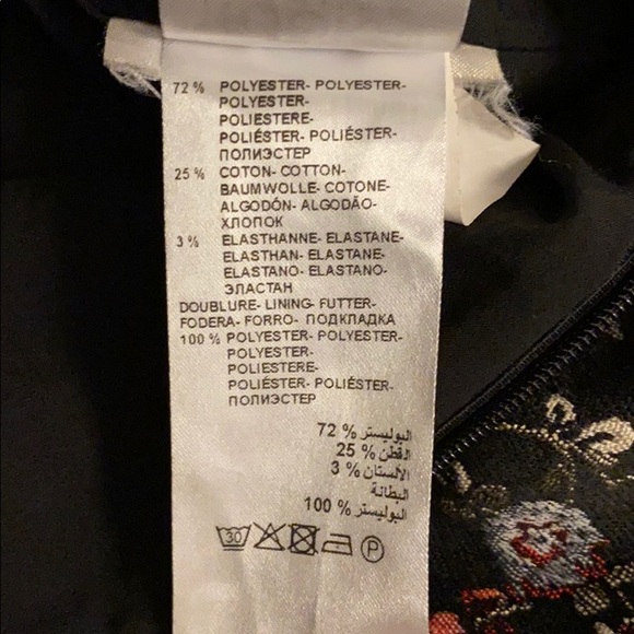 Kookai/ Kookaï | Black Floral Skirt | ✨ POCKETS ✨ - Picture 7 of 8